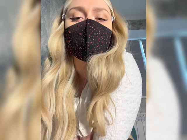 linaaaz webcam
