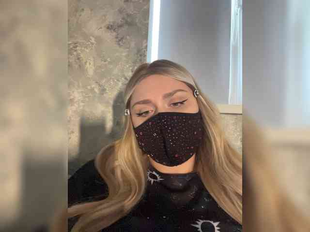 linaaaz webcam