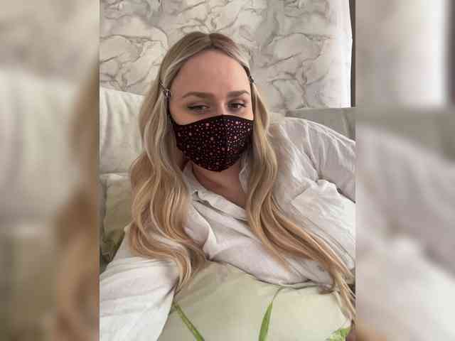 linaaaz webcam