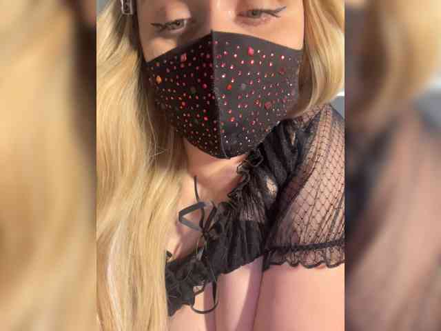 linaaaz webcam