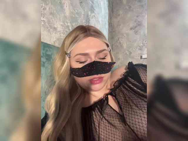 linaaaz webcam
