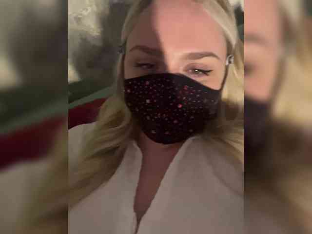 linaaaz webcam