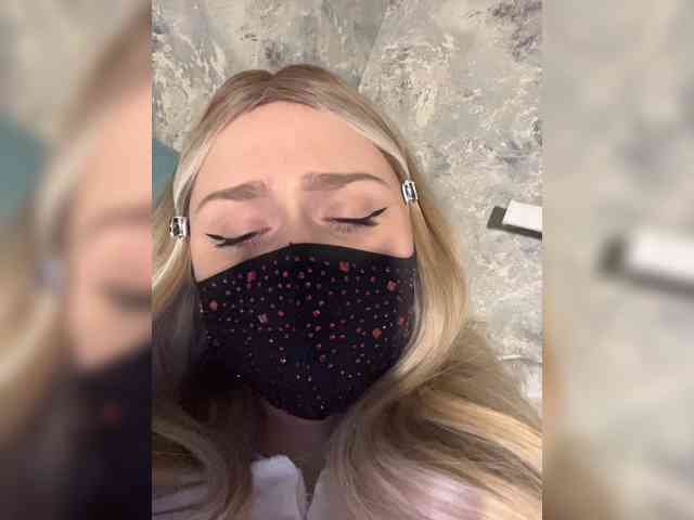 linaaaz webcam
