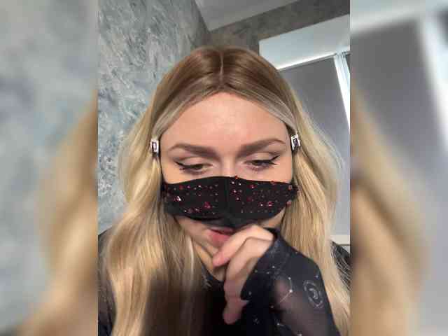linaaaz webcam