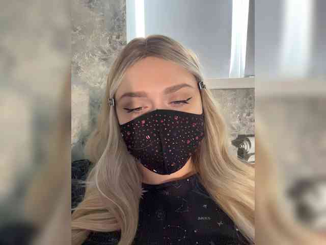 linaaaz webcam