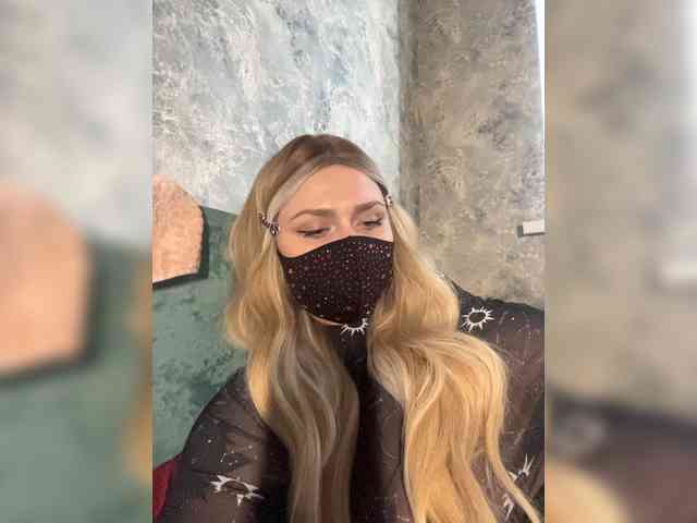 linaaaz webcam