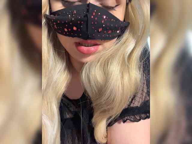 linaaaz webcam