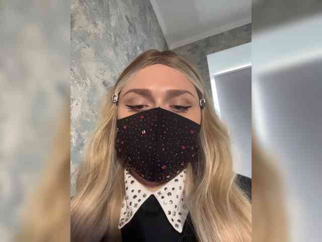 linaaaz webcam