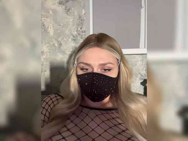 linaaaz webcam