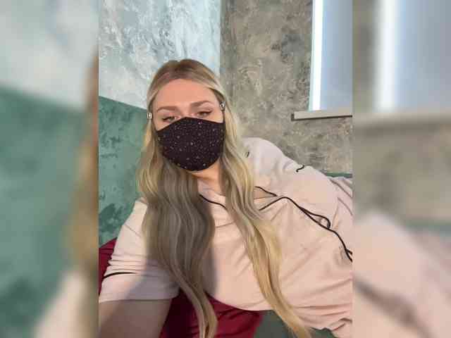 linaaaz webcam