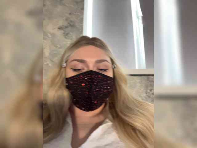 linaaaz webcam