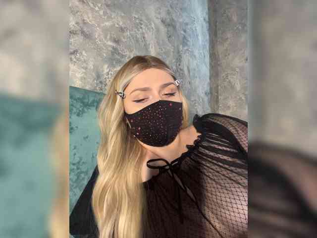 linaaaz webcam