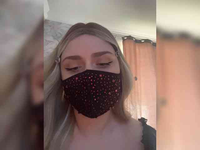 linaaaz webcam