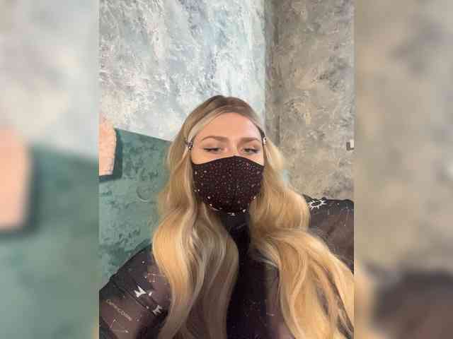linaaaz webcam