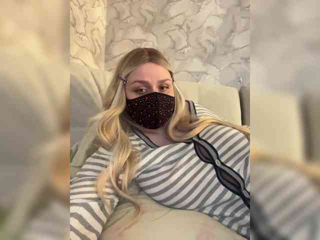linaaaz webcam
