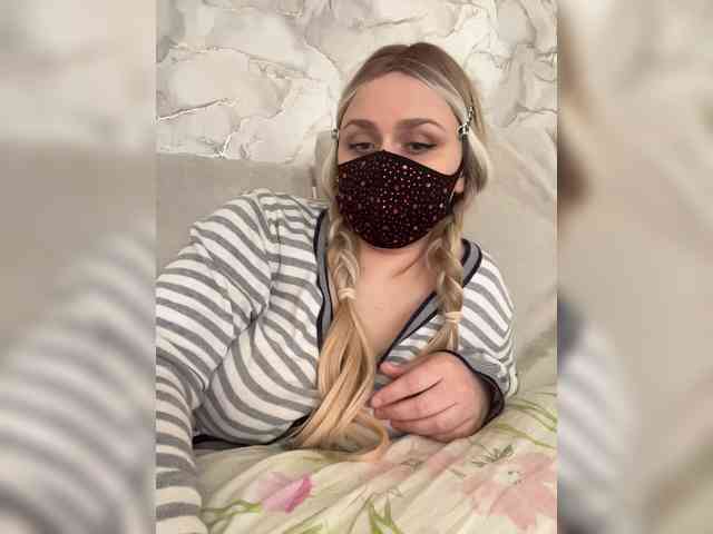 linaaaz webcam