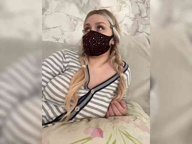 linaaaz webcam