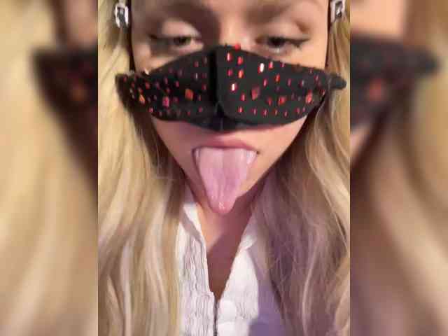 linaaaz webcam