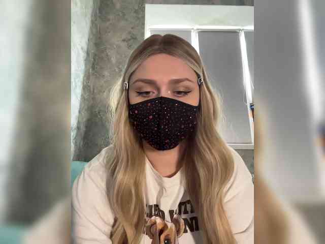 linaaaz webcam