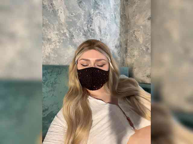 linaaaz webcam