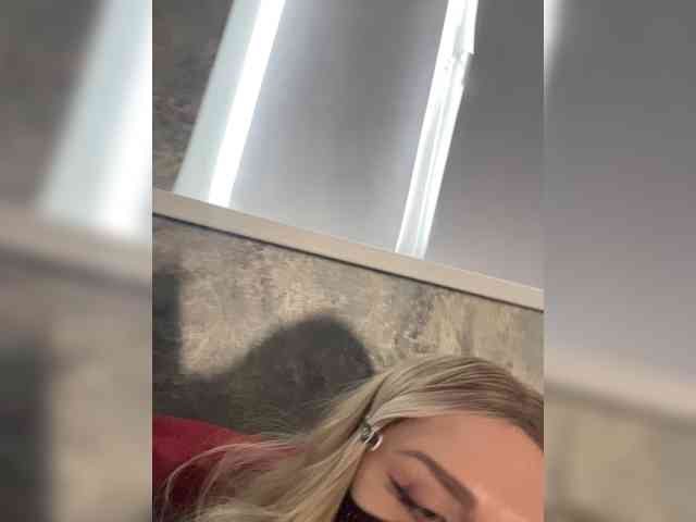 linaaaz webcam