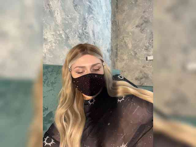 linaaaz webcam