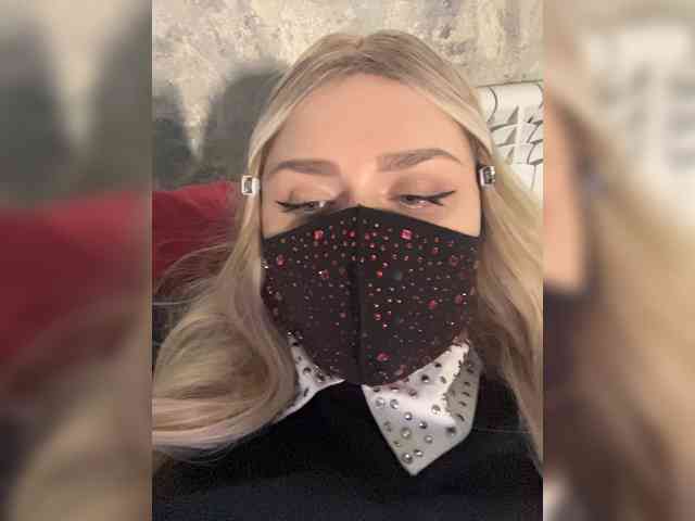linaaaz webcam