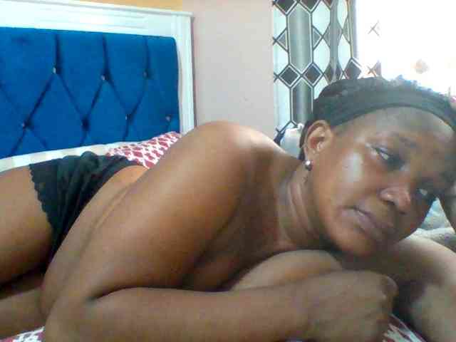 Queenafrica webcam