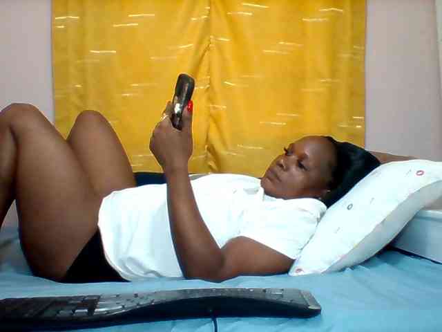 Queenafrica webcam