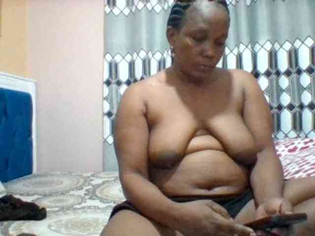 Queenafrica webcam
