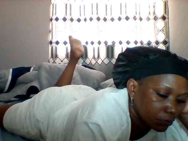 Queenafrica webcam