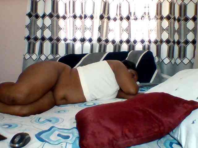 Queenafrica webcam