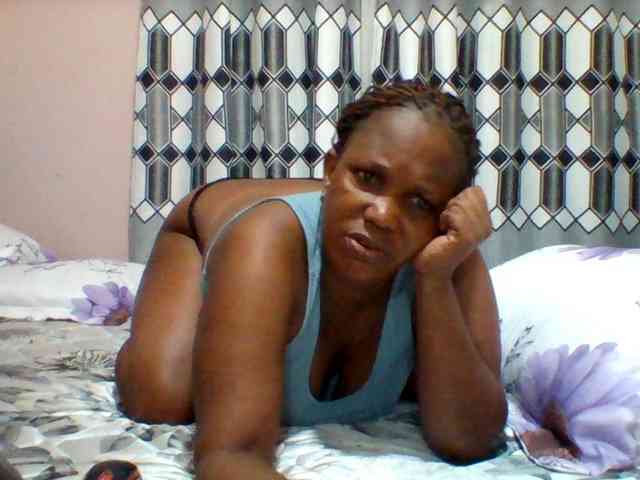 Queenafrica webcam