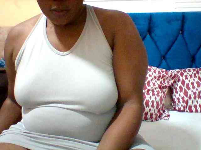 Queenafrica webcam