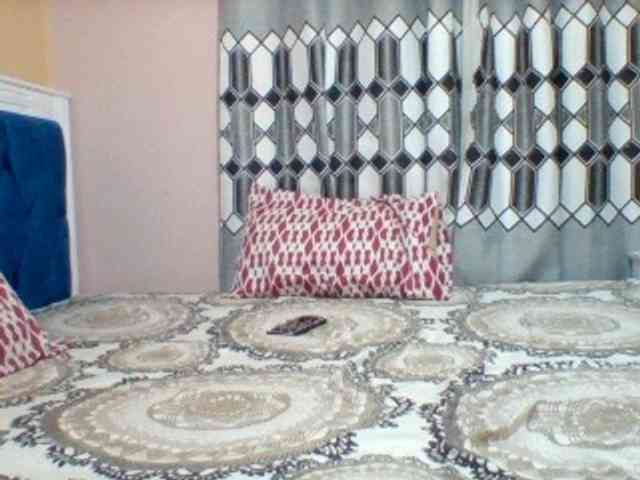 Queenafrica webcam