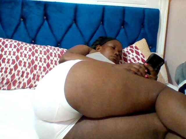 Queenafrica webcam