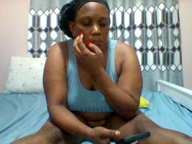 Queenafrica webcam