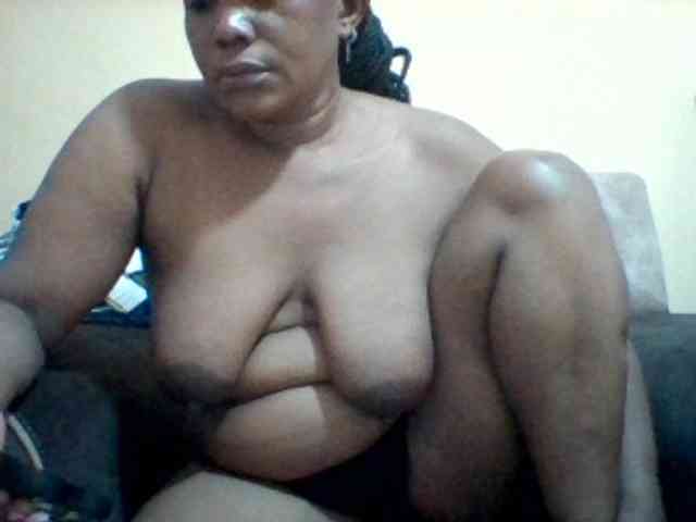 Queenafrica webcam