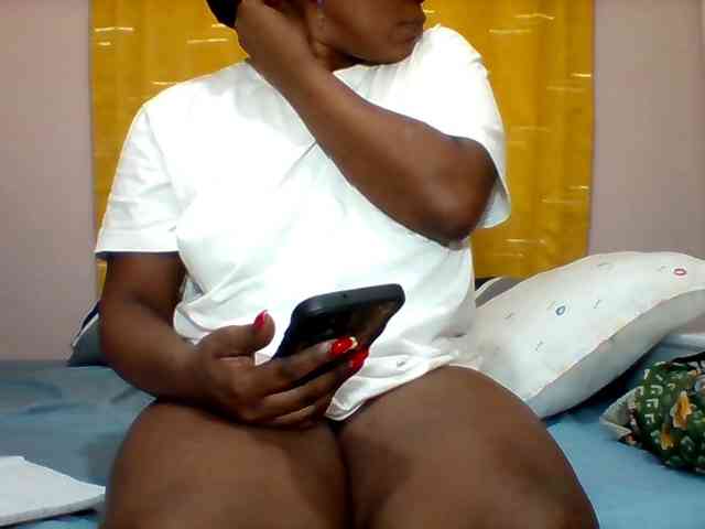 Queenafrica webcam