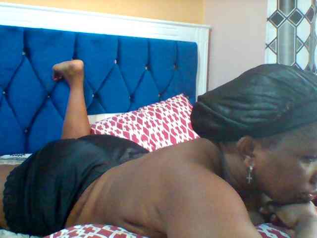 Queenafrica webcam