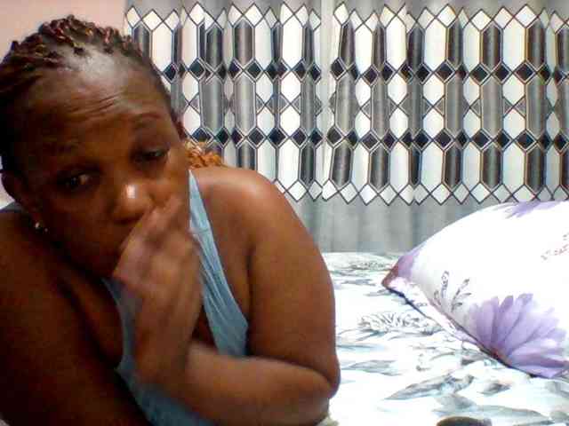 Queenafrica webcam