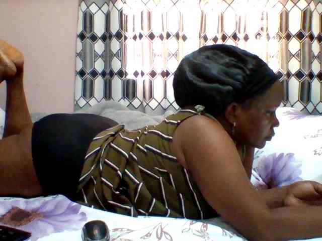 Queenafrica webcam