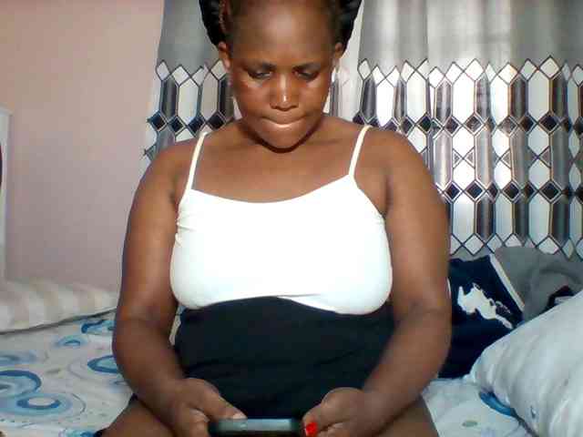 Queenafrica webcam