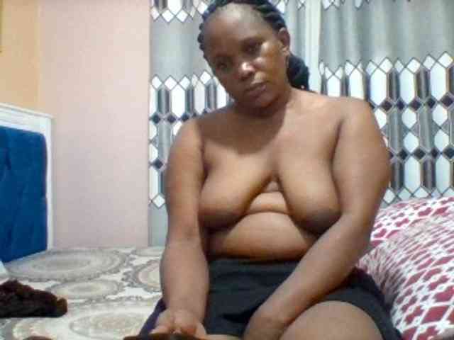 Queenafrica webcam