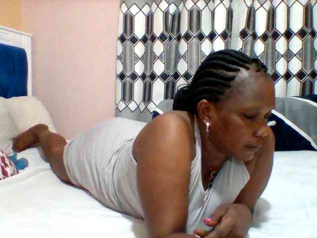 Queenafrica webcam