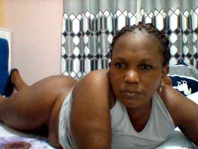 Queenafrica webcam
