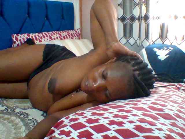 Queenafrica webcam