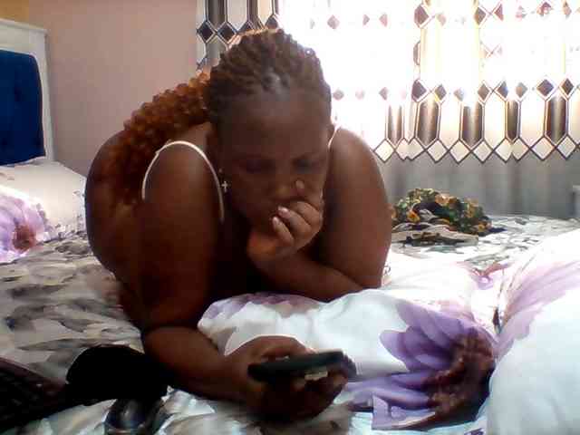 Queenafrica webcam