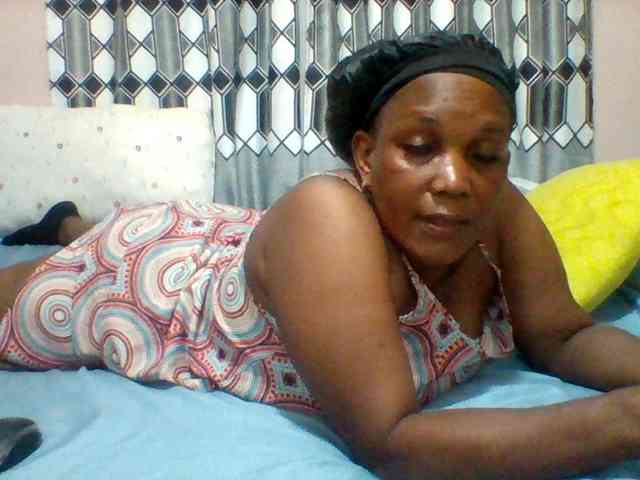Queenafrica webcam