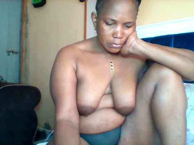 Queenafrica webcam